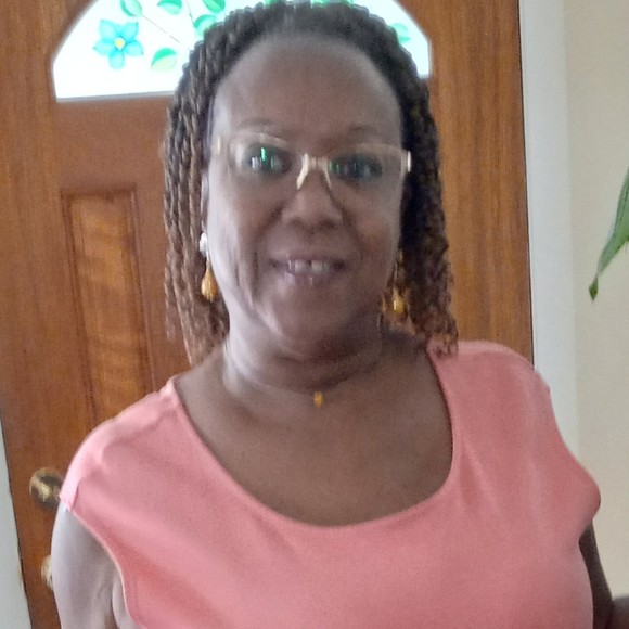 Meet your Posher, Rosie - Picture 1 of 1